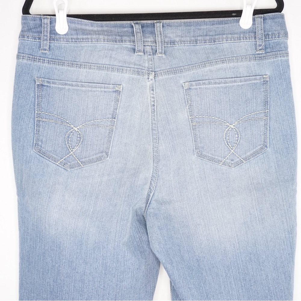 St. John's Bay Classic Blue Denim Shorts - Picture 4 of 5